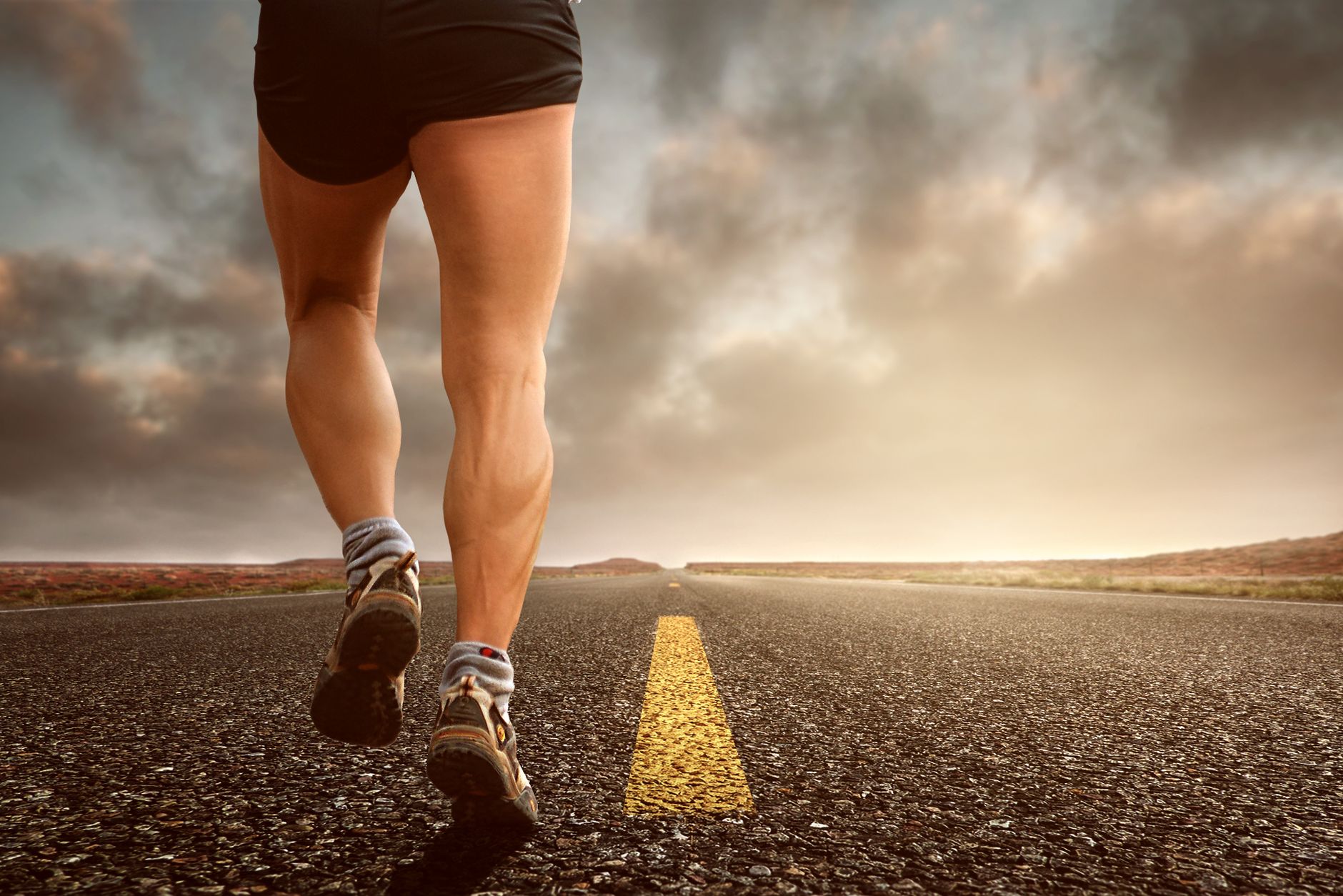 marathon runner legs inflammation recovery ice bath