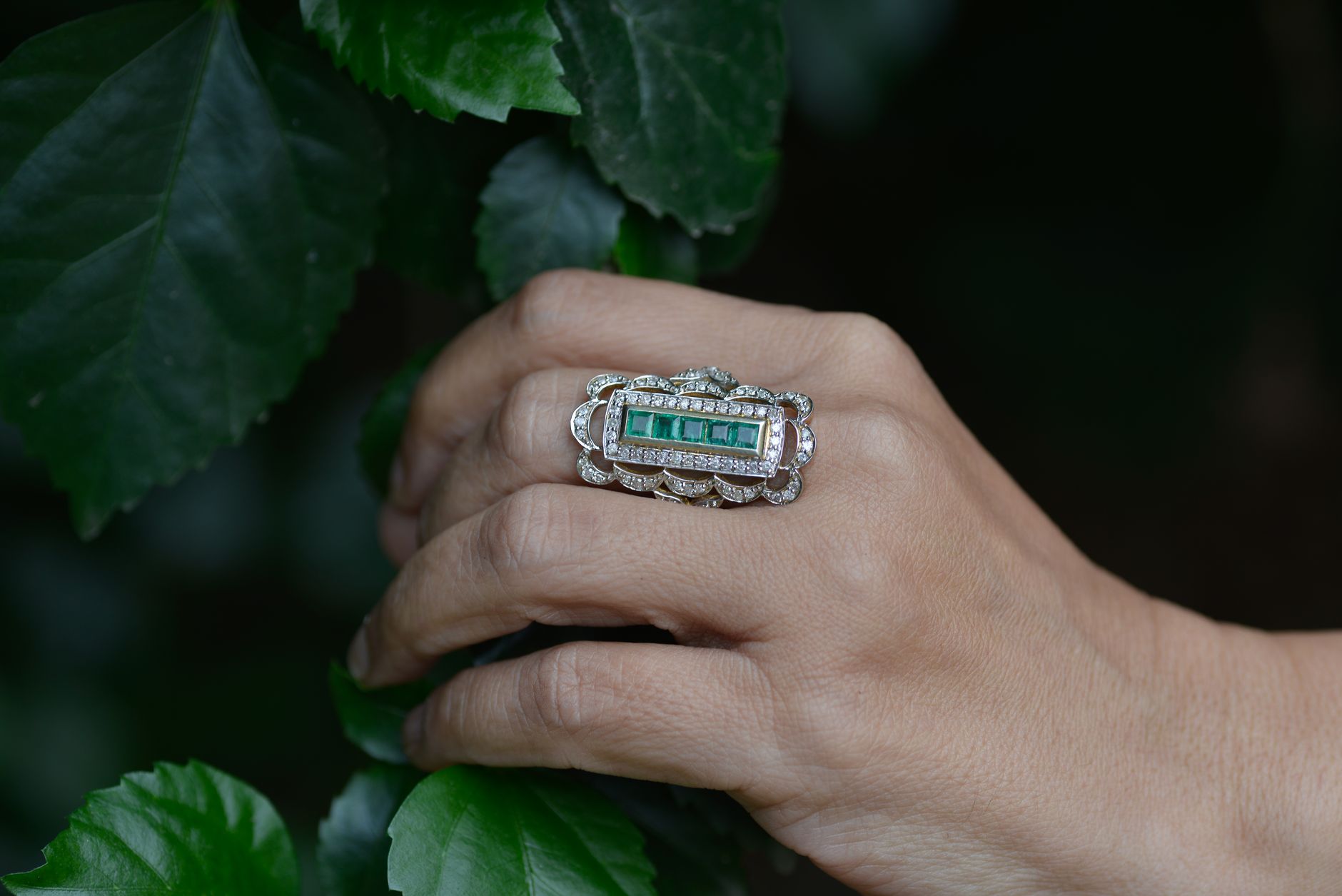 vintage emerald ring with diamonds
