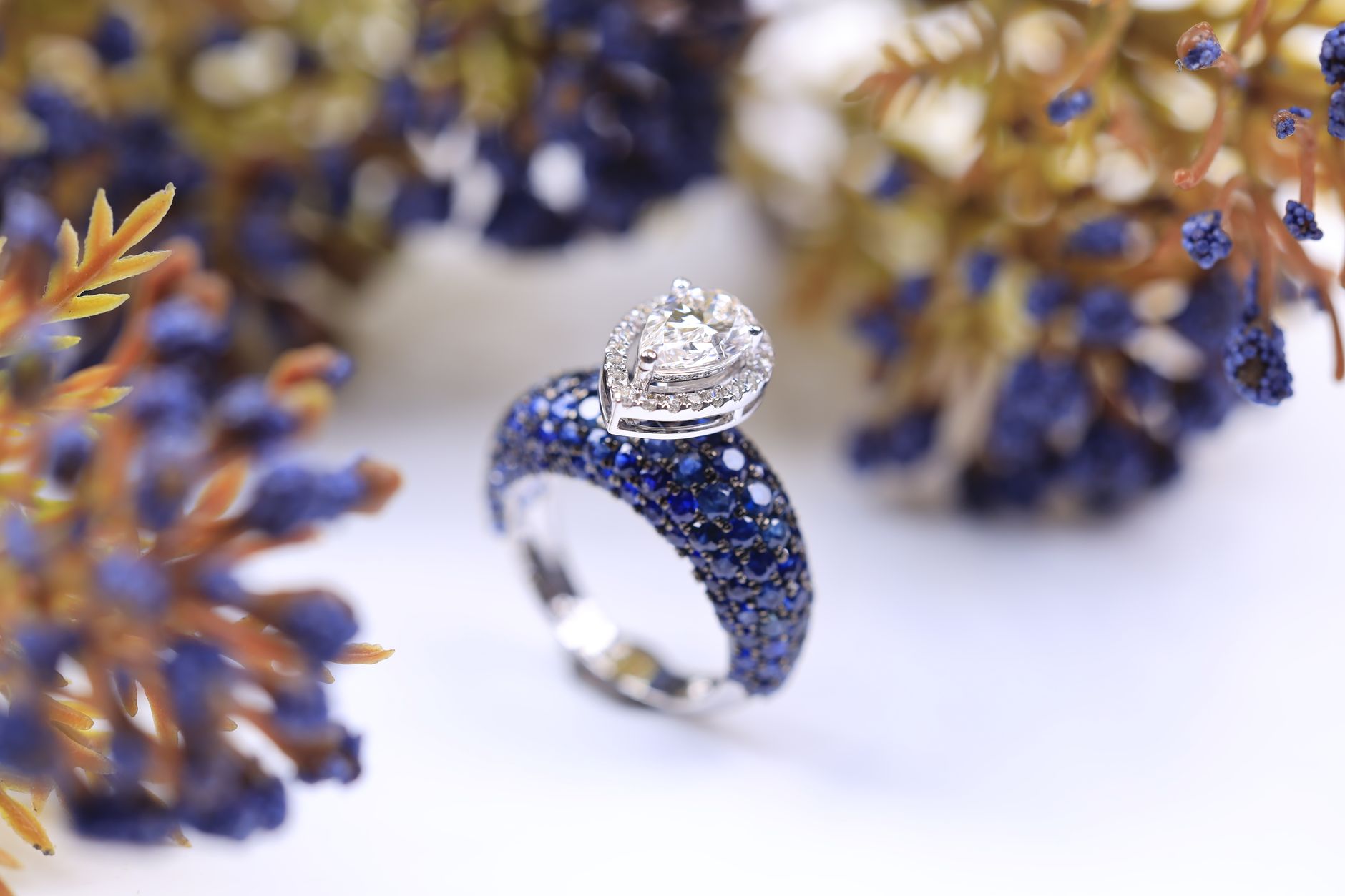 blue sapphire engagement ring close up