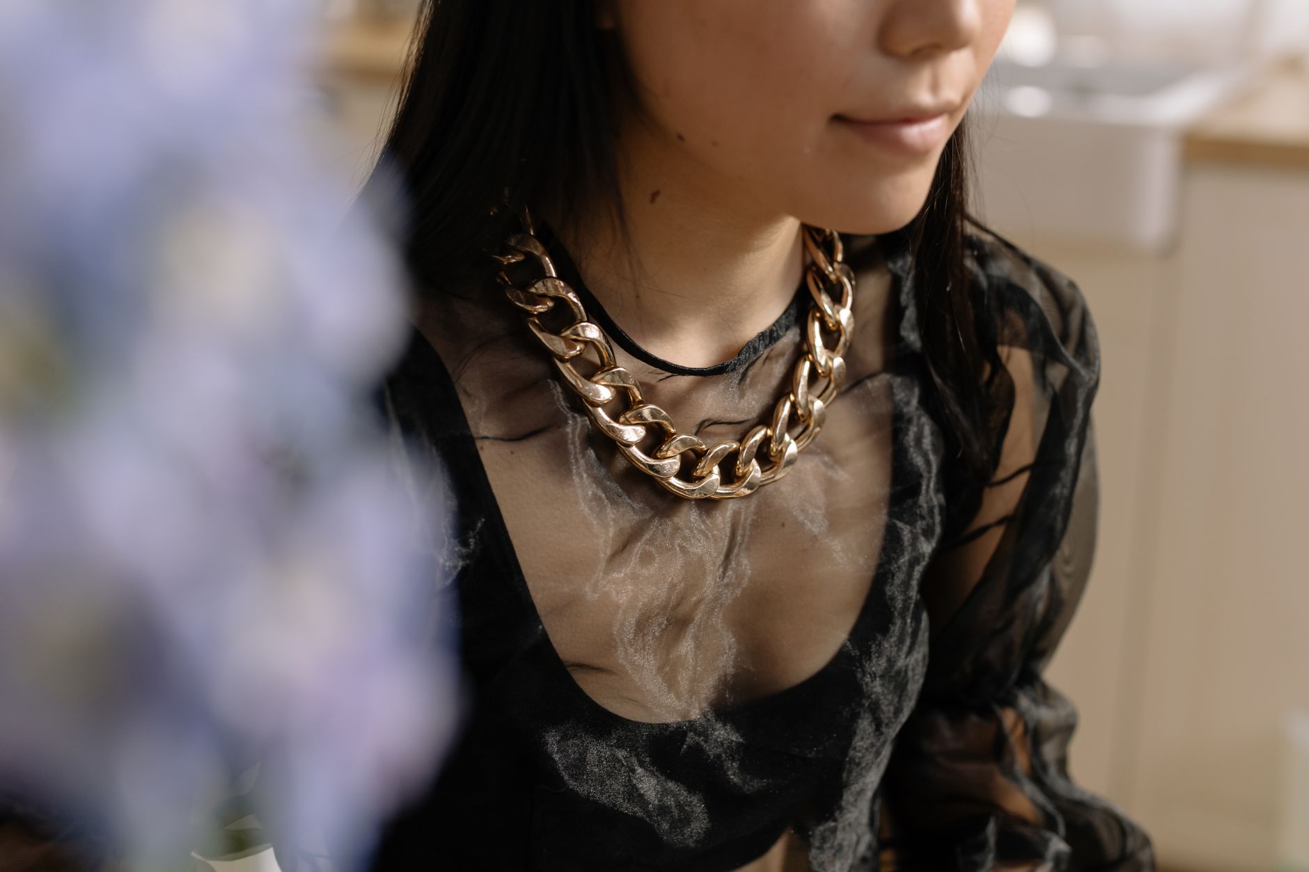 chunky gold jewelry autumn fashion editorial 2026